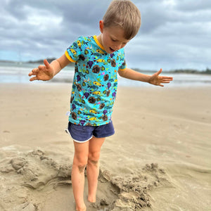 Fish Are Friends Short Sleeve Shirt - 2 Left Size 2-3 & 3-4 years-Uddevalla Barn-Modern Rascals