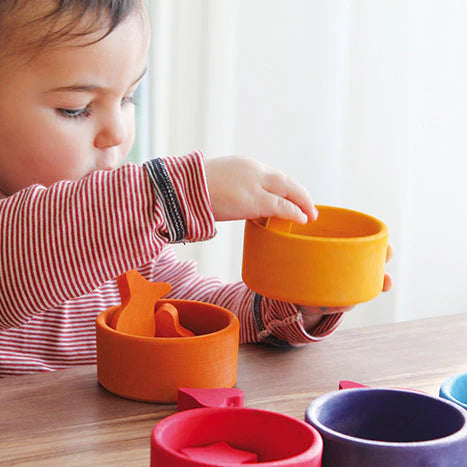 Grimm's Sorting Rainbow Game - Bowls, Tweezers, and Figures
