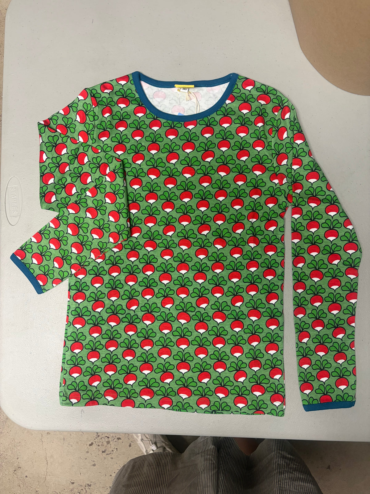 DUNS Sweden Radish - Green Long Sleeve Shirt - Size 9-10 Years (140cm)