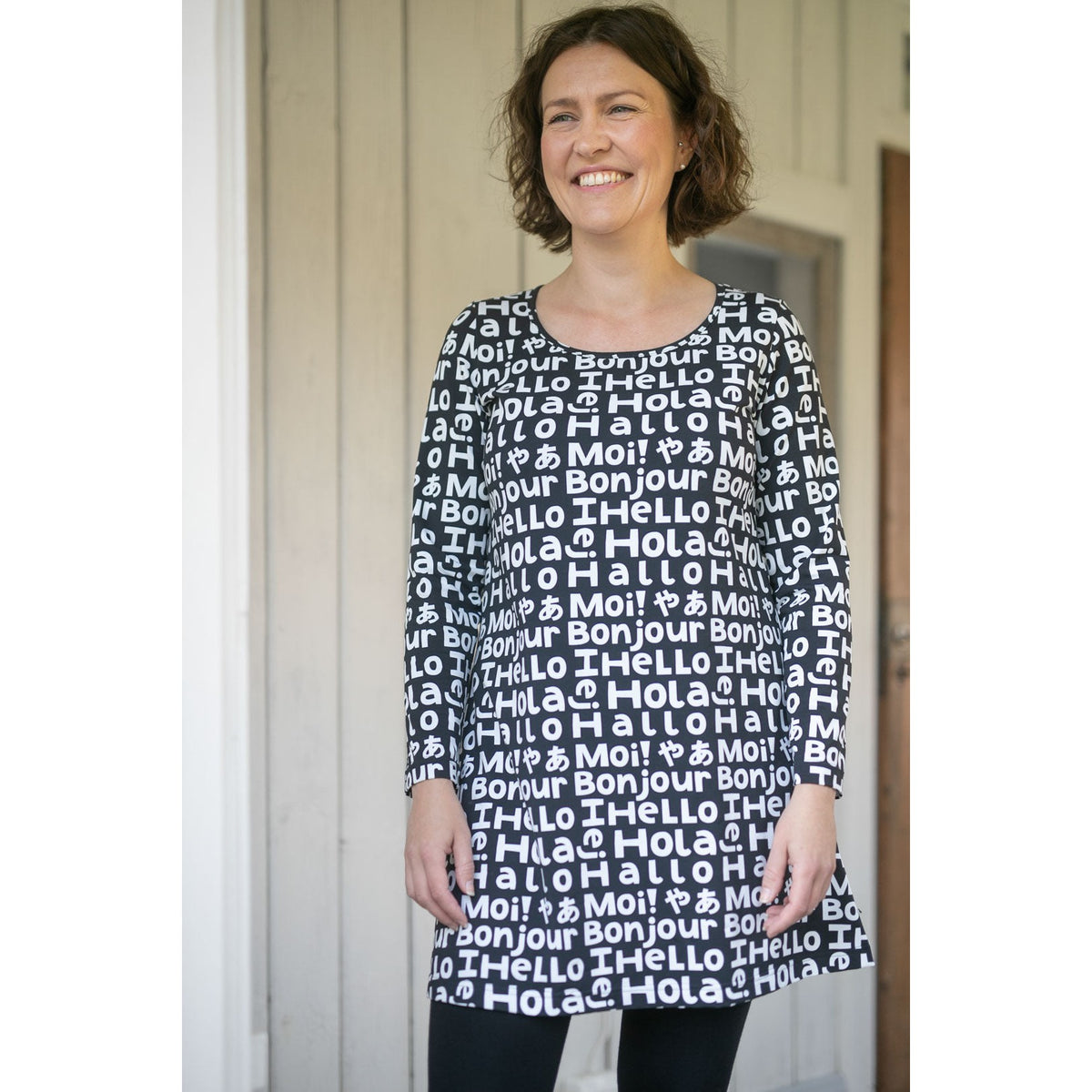 Adult's SUMU Tunic - Hello in Black and White-PaaPii-Modern Rascals
