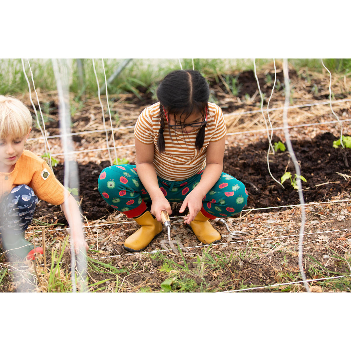 Apple Picking Organic Comfy Joggers-Little Green Radicals-Modern Rascals