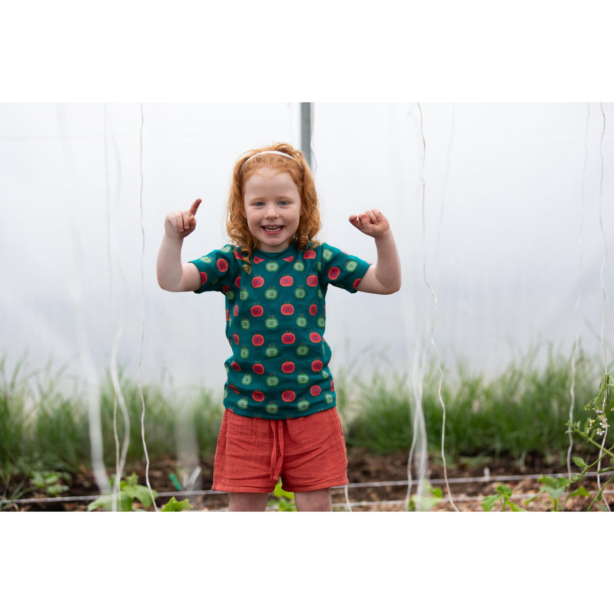 Apple Picking Short Sleeve T-Shirt - 1 Left Size 4-5 years-Little Green Radicals-Modern Rascals
