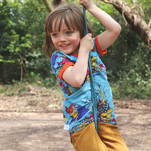 Bubbles and Swallow Short Sleeve Shirt - 2 Left Size 2-3 & 9-10 years-Uddevalla Barn-Modern Rascals
