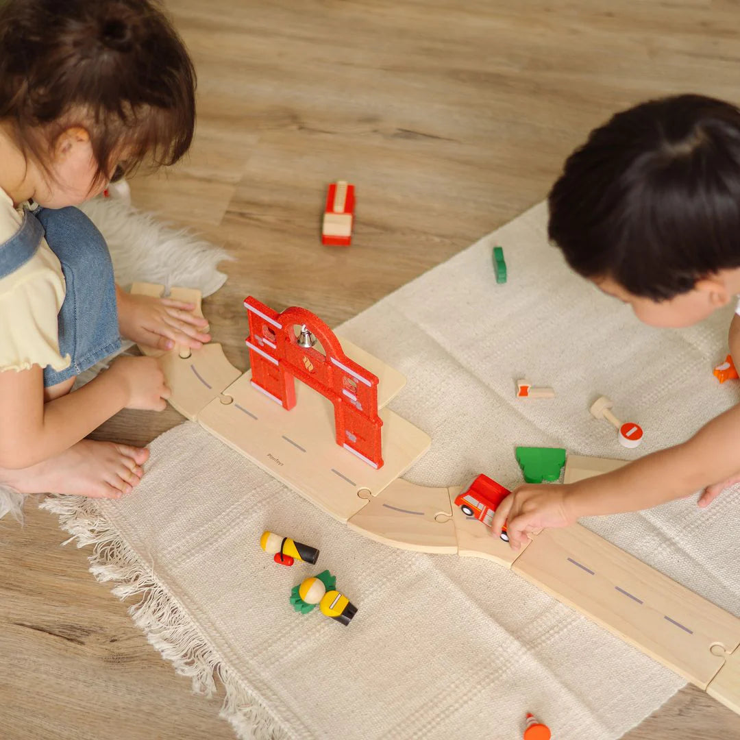 Fire & Rescue Roadway Set-PlanToys-Modern Rascals