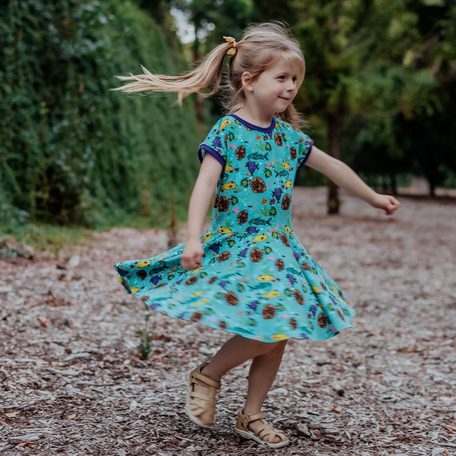 Fish Are Friends Short Sleeve Dress-Uddevalla Barn-Modern Rascals