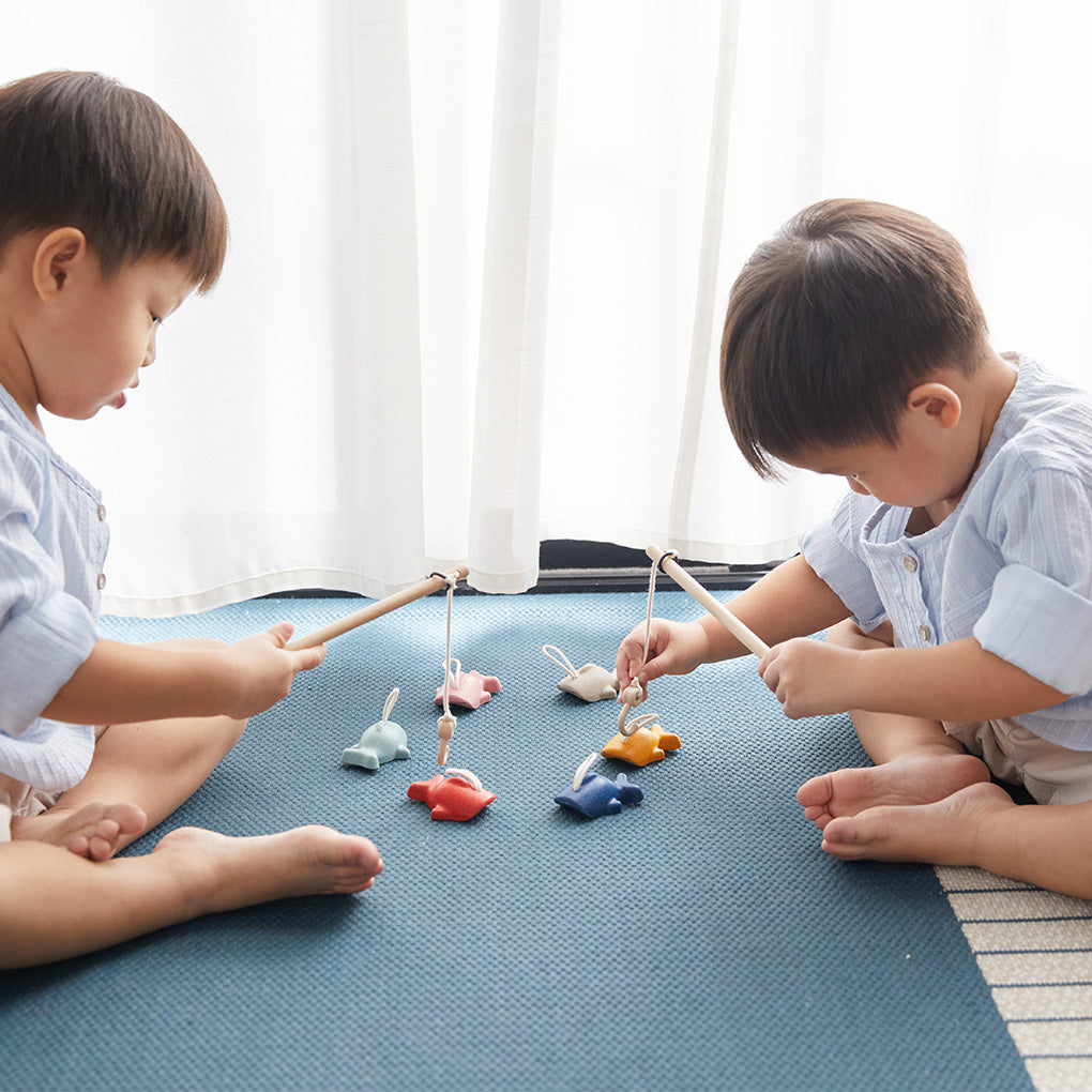 Fishing Game-PlanToys-Modern Rascals