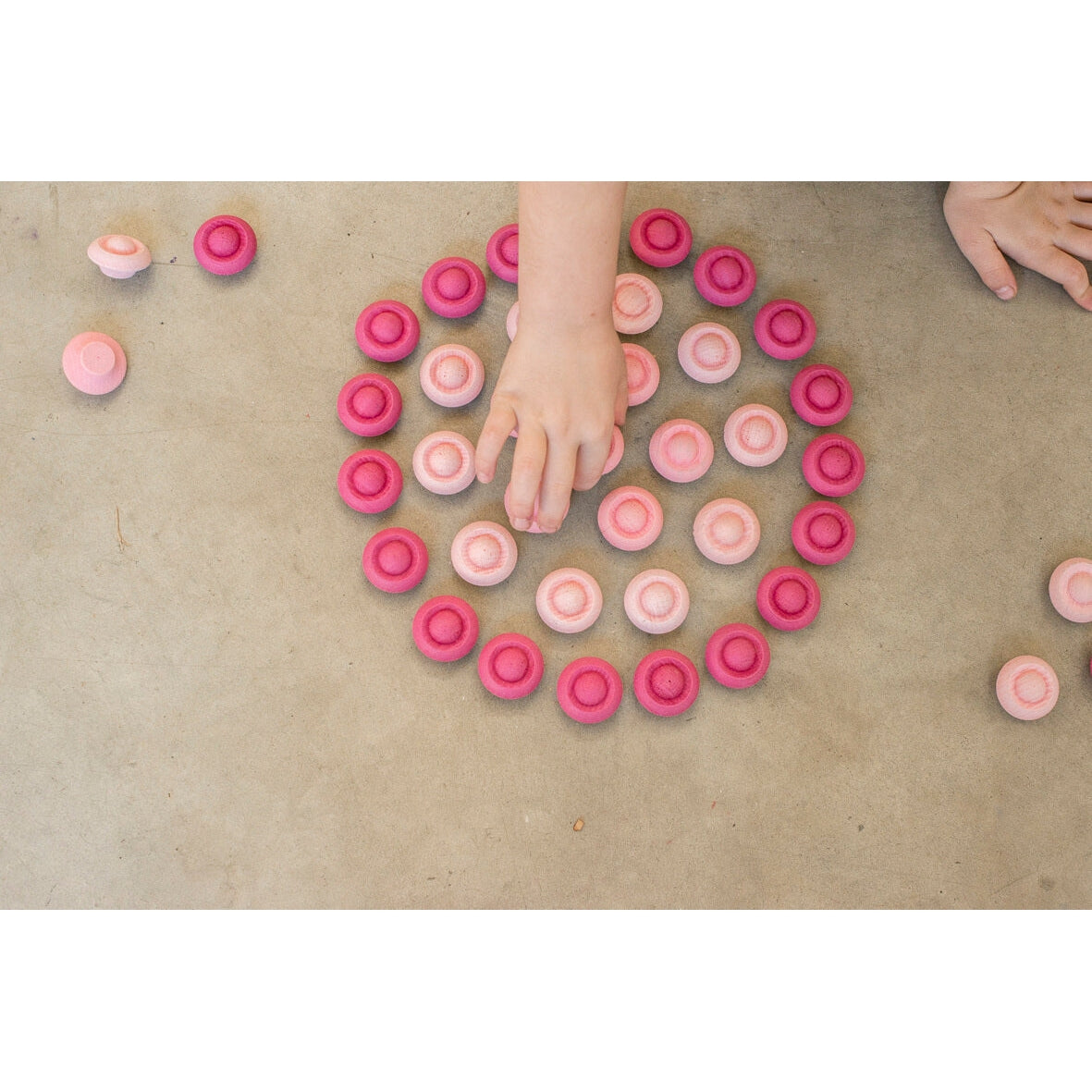 Grapat Loose Parts Mini Flowers - 36 pieces in Pinks-Grapat-Modern Rascals