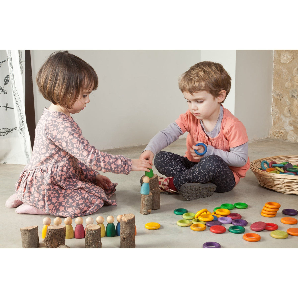 Grapat Nins - Carla-Grapat-Modern Rascals