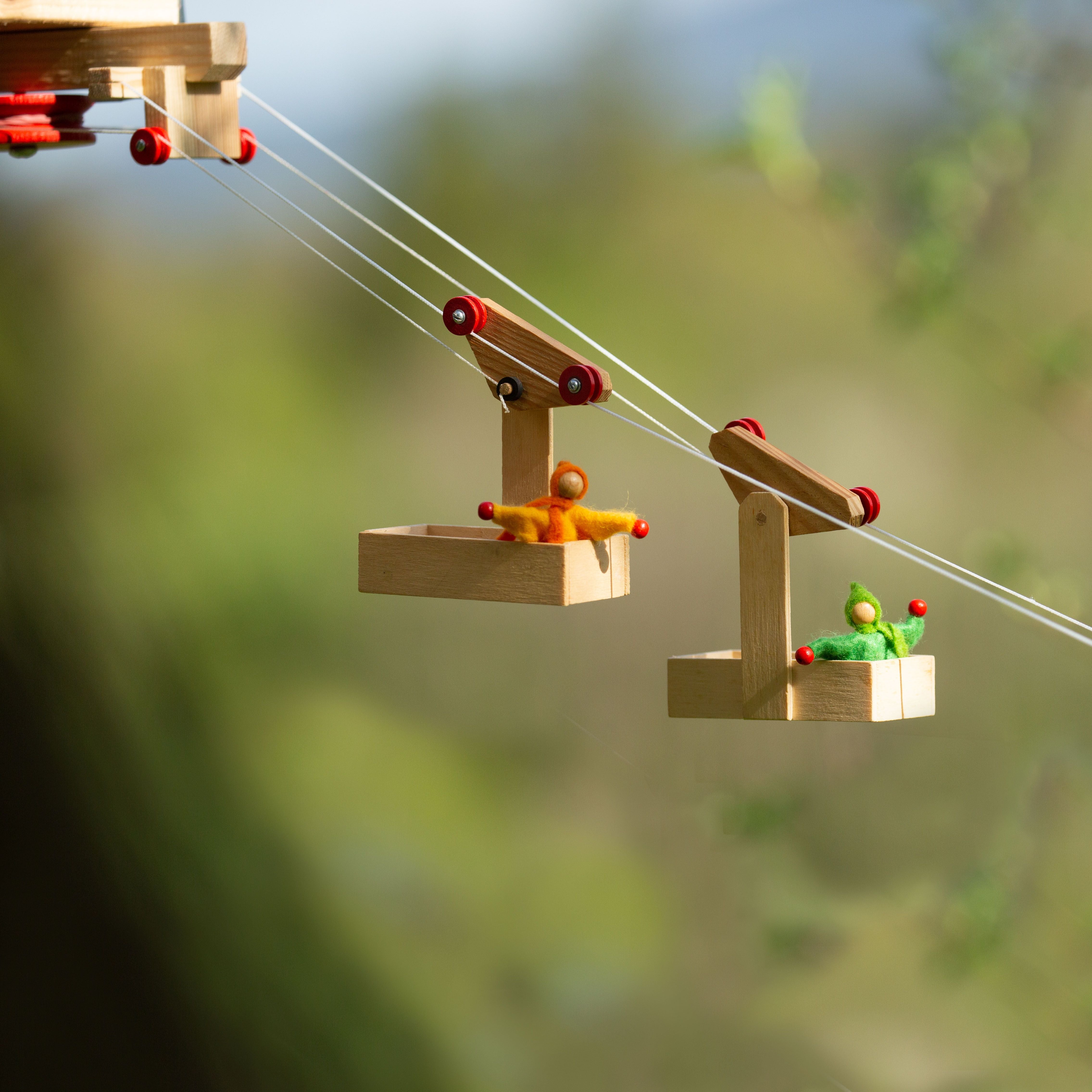 spielzeug kraul Mini Cable Car Kit With 2 Gondolas by Kraul - Modern Rascals