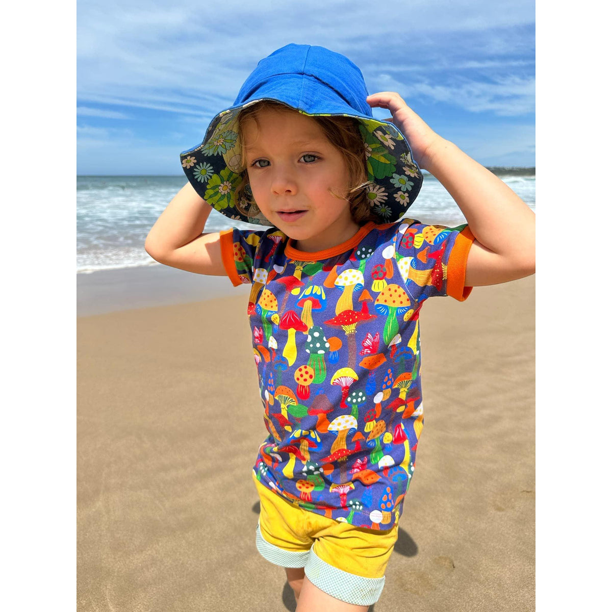New Mushrooms Short Sleeve Shirt - 1 Left Size 2-3 years-Uddevalla Barn-Modern Rascals