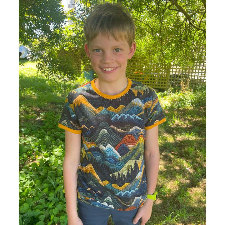 Quilted Mountains Short Sleeve Shirt - 1 Left Size 3-4 years-Uddevalla Barn-Modern Rascals