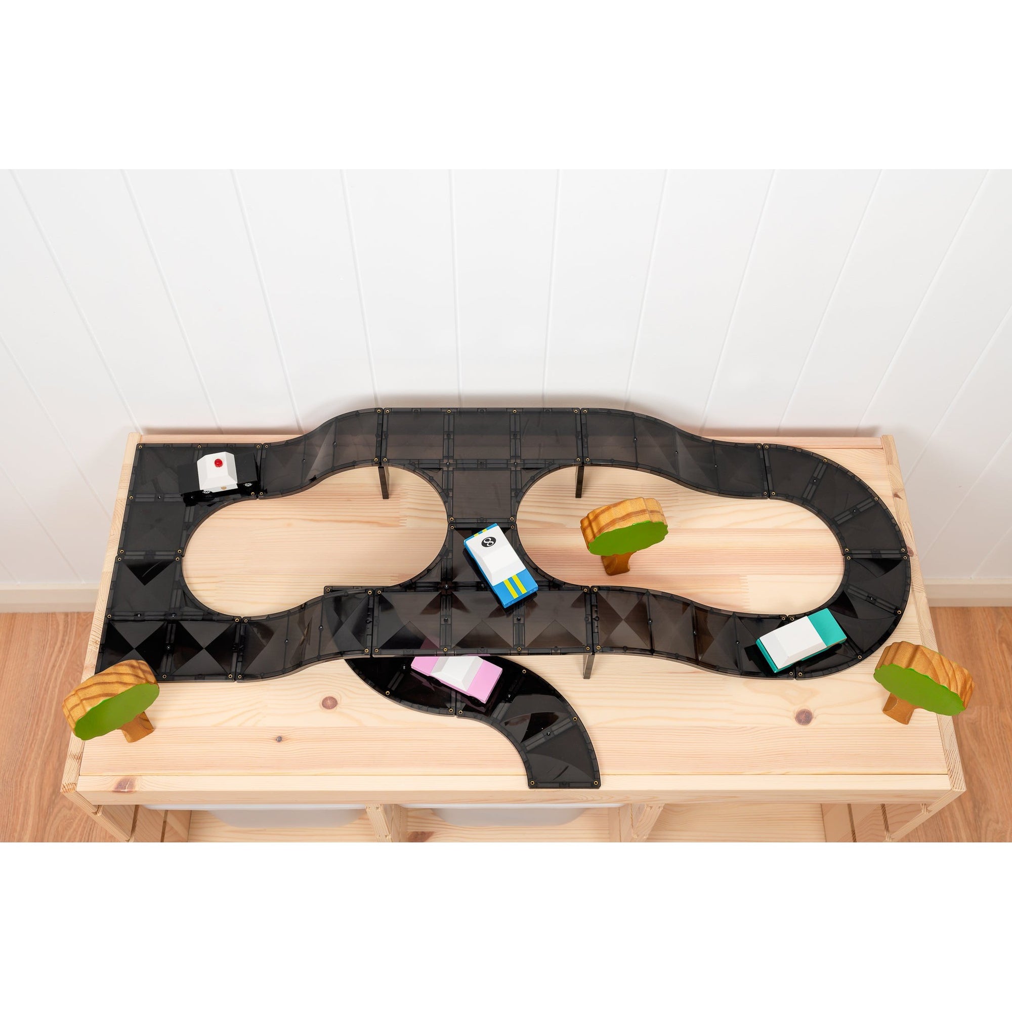 Ramps and Intersections Pack - 16 pieces by Connetix - Modern Rascals