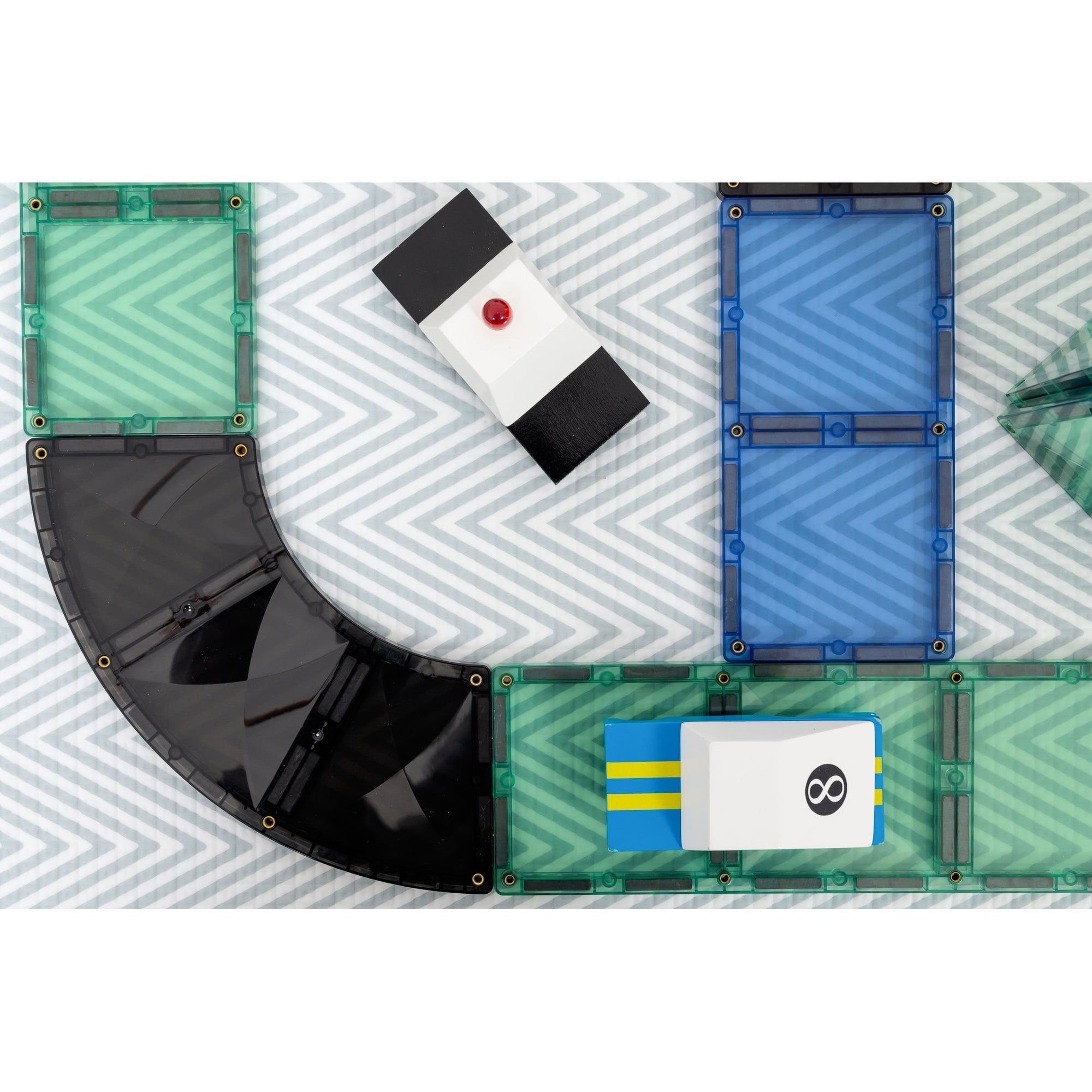 Ramps and Intersections Pack - 16 pieces by Connetix - Modern Rascals
