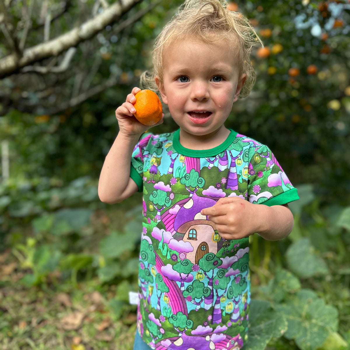 Toadstool Land Short Sleeve Shirt - 1 Left Size 12 years-Uddevalla Barn-Modern Rascals