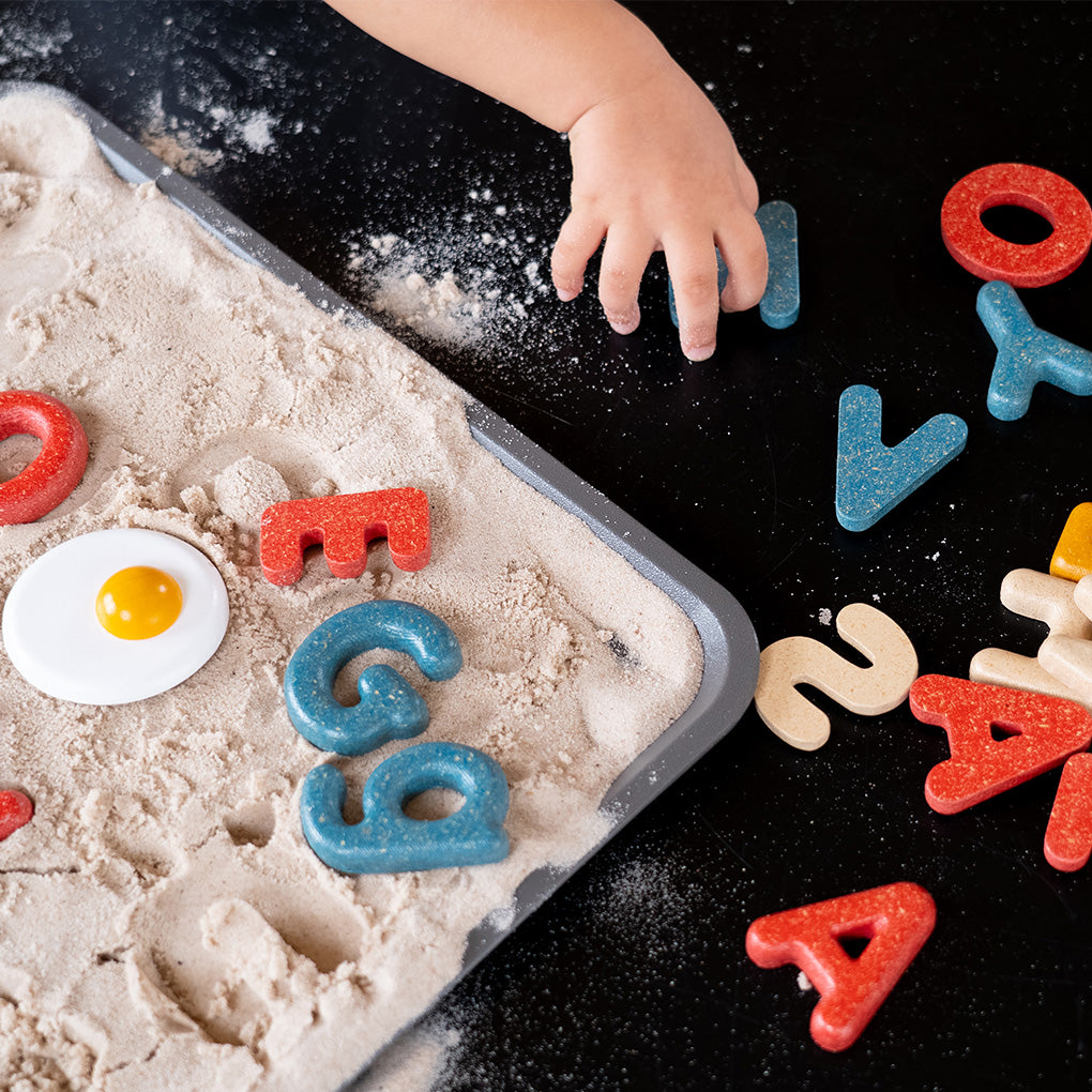 Upper Case English Alphabet-PlanToys-Modern Rascals